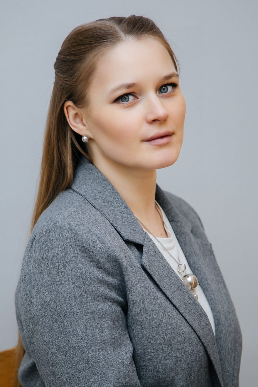 Вишератина Марина Александровна.