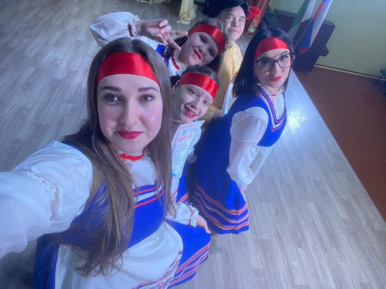 "Карусель дружбы".